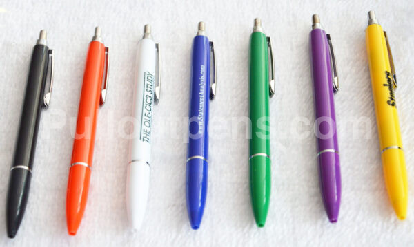 Stylos bannières « CLASSIQUE », cadeaux d'affaires couleur PMS personnalisés - Image 4
